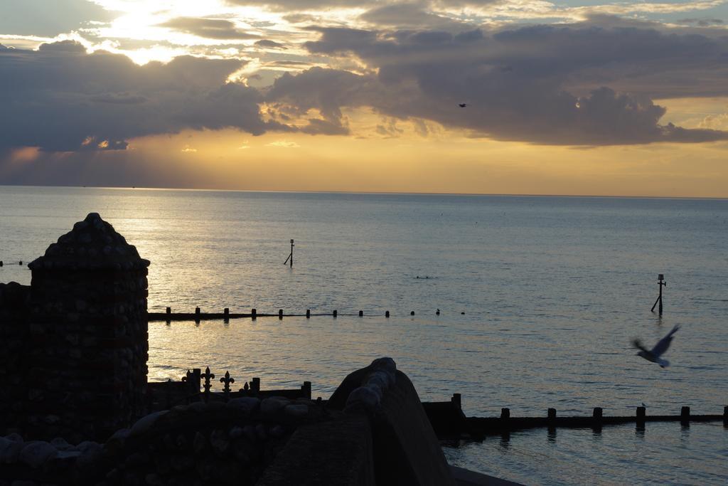Copper'S Cottage Sheringham Exterior foto