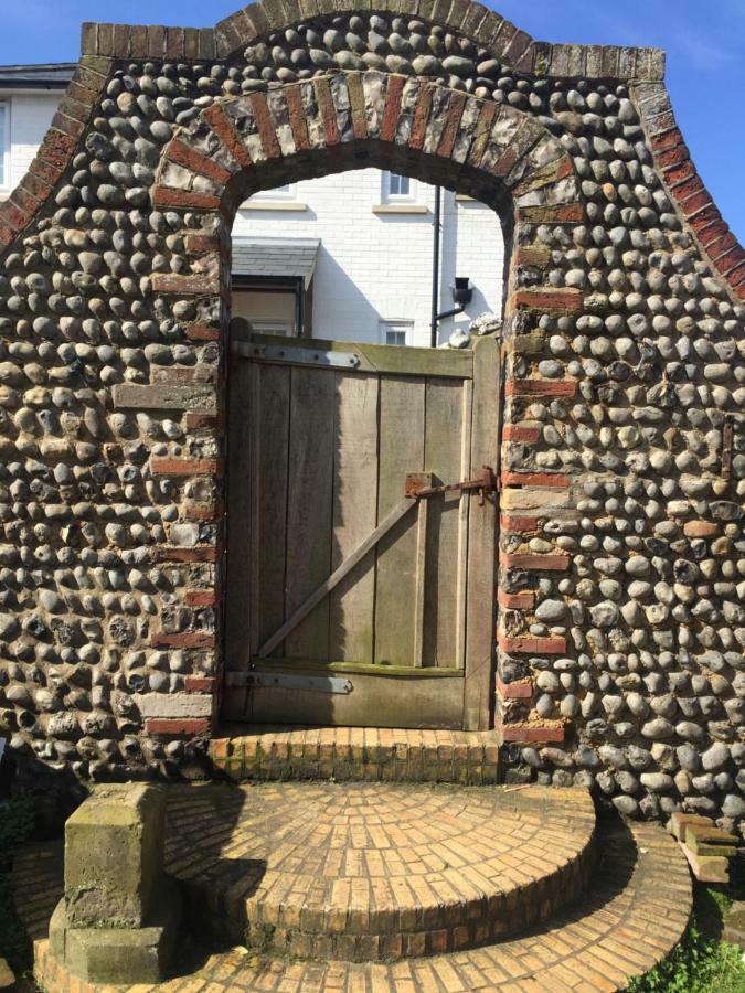Copper'S Cottage Sheringham Exterior foto